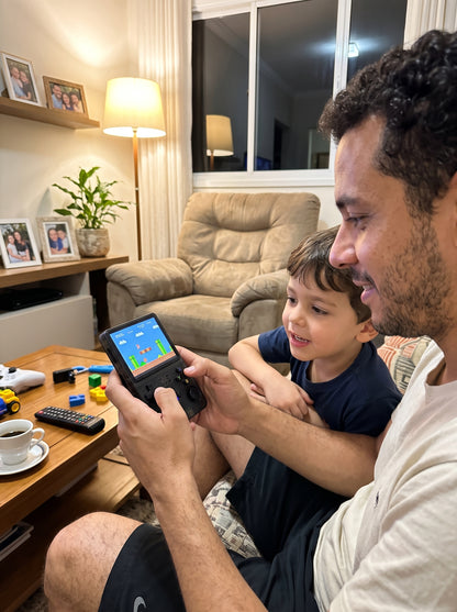 Console Portátil R36S 64GB + 15.000 Jogos | Nostalgia na Palma da Mão